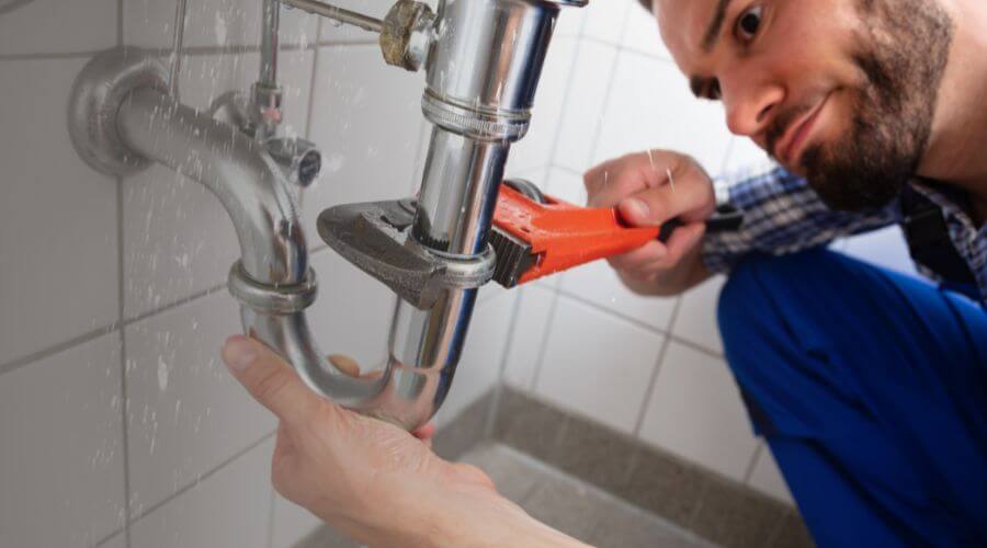 Expert burst pipe repair services in West Van Lear, KY